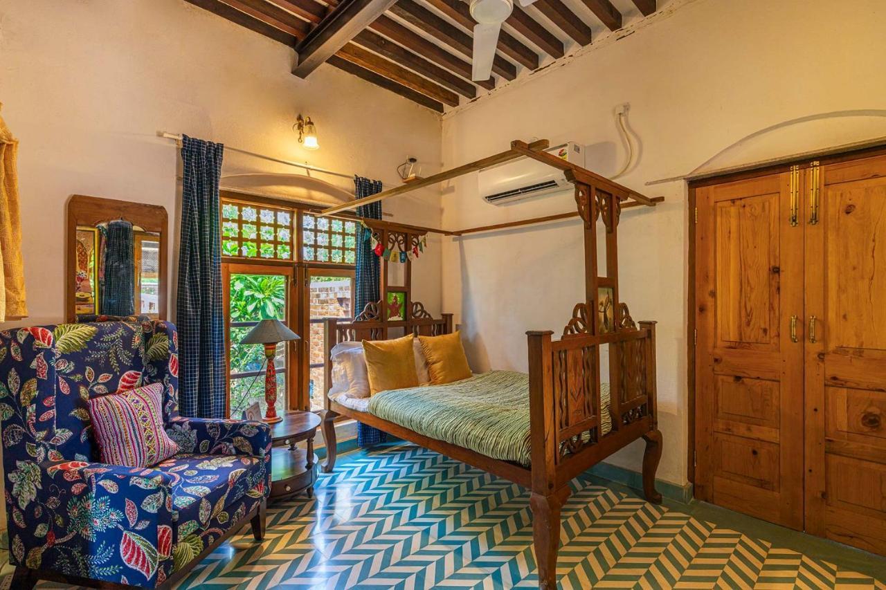 Stayvista'S Peepal Haveli - Rustic Kothi With Terrace, Breathtaking View & Bonfire Narainpur  Exterior foto
