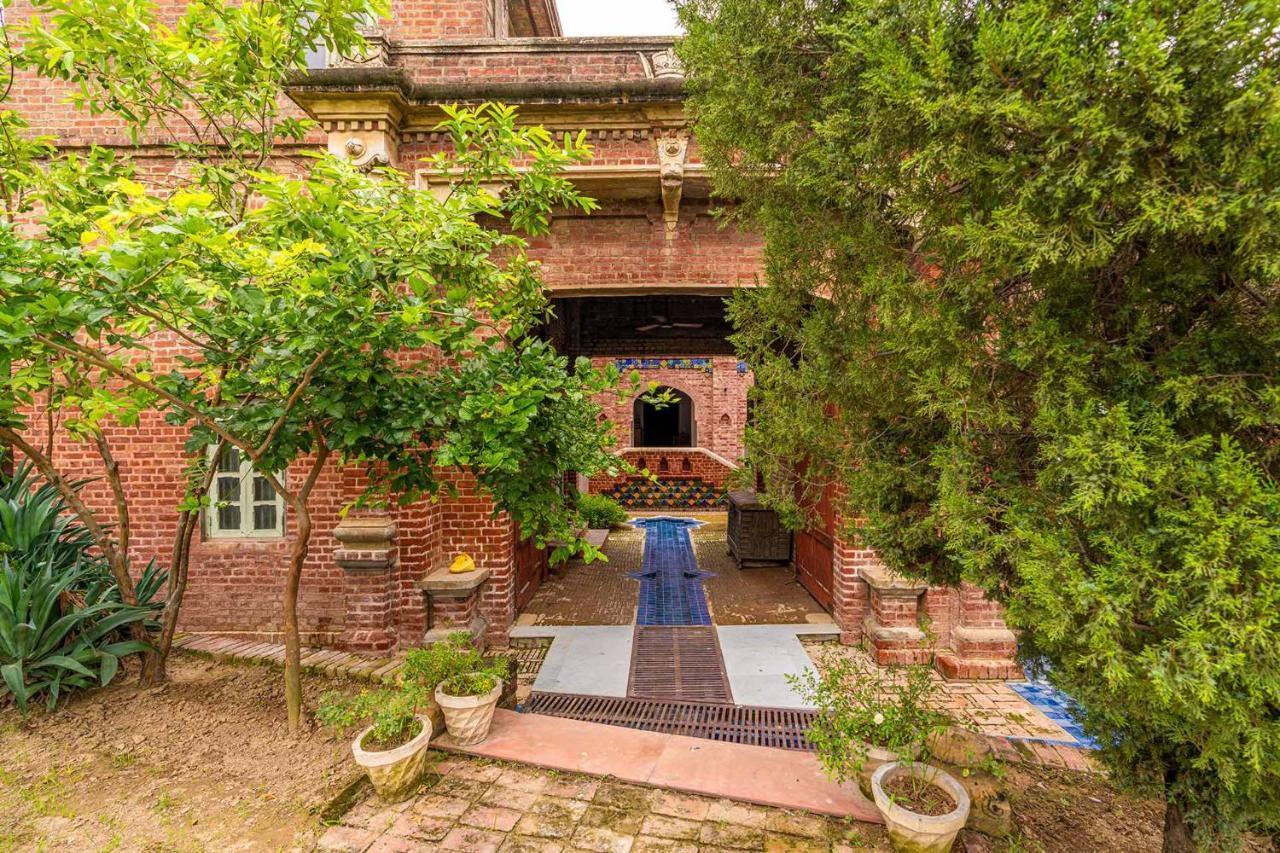 Stayvista'S Peepal Haveli - Rustic Kothi With Terrace, Breathtaking View & Bonfire Narainpur  Exterior foto